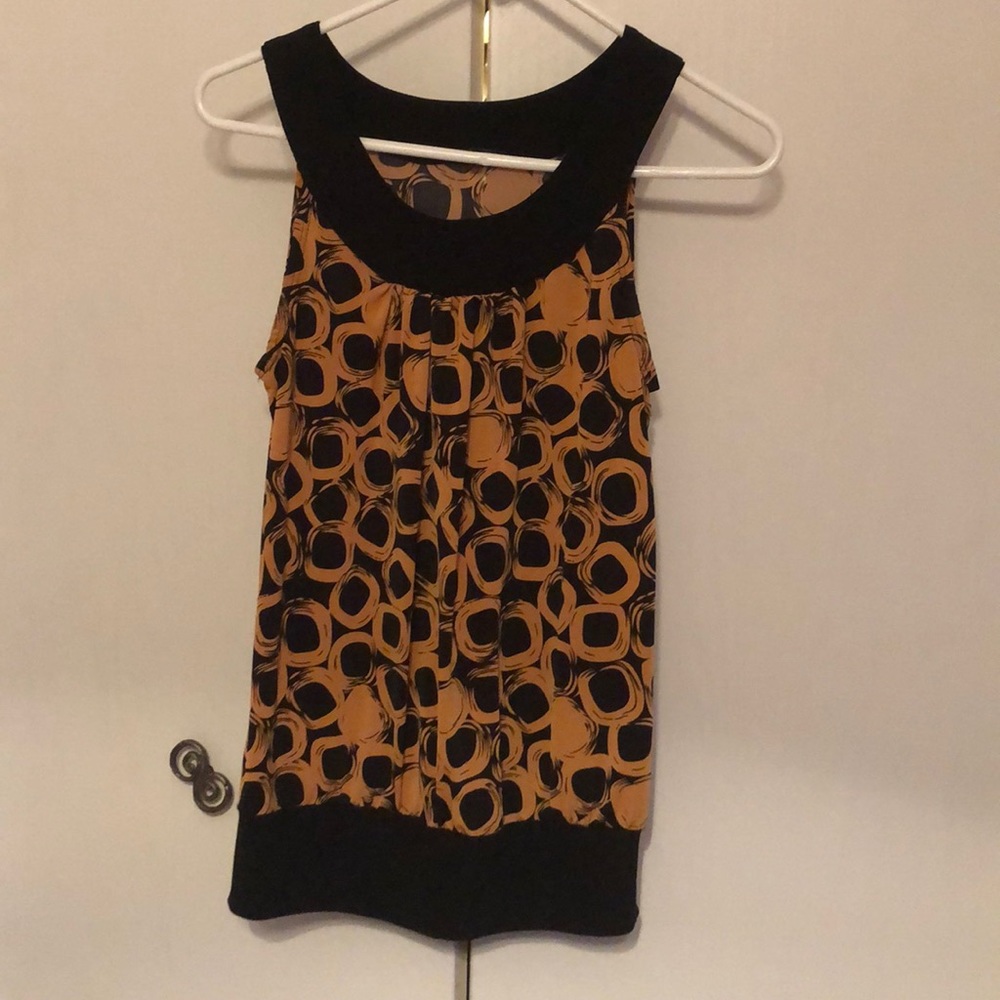 Halter top shaped shirt